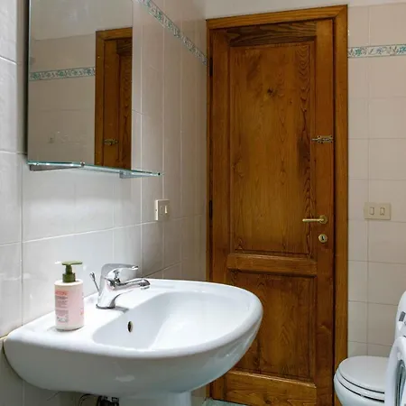 San Lorenzo Market - 2 Bedroom * Florence