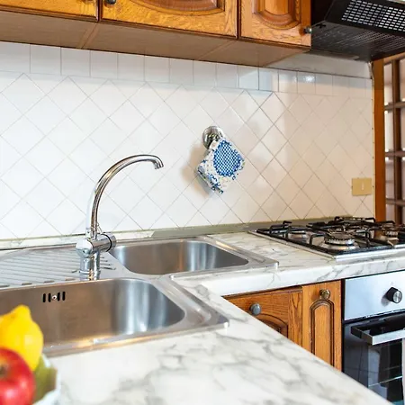 San Lorenzo Market - 2 Bedroom Apartment Florence